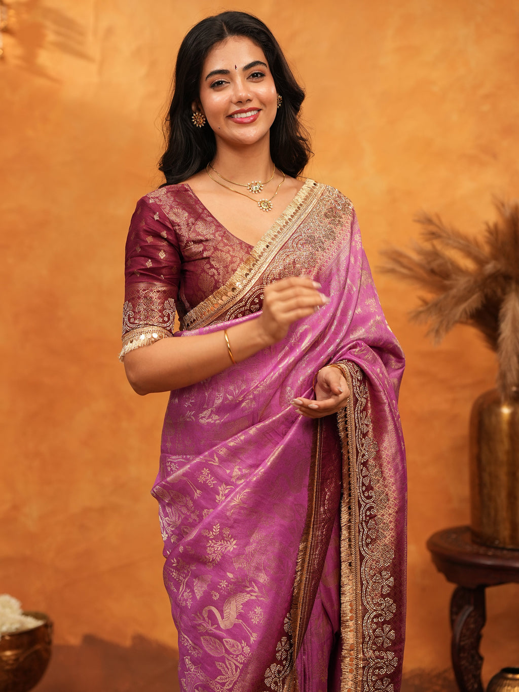 Royal Magenta Banarasi Silk Saree with Intricate Zari Border & Rich Woven Pallu | Designer Wedding & Festive Wear Saree