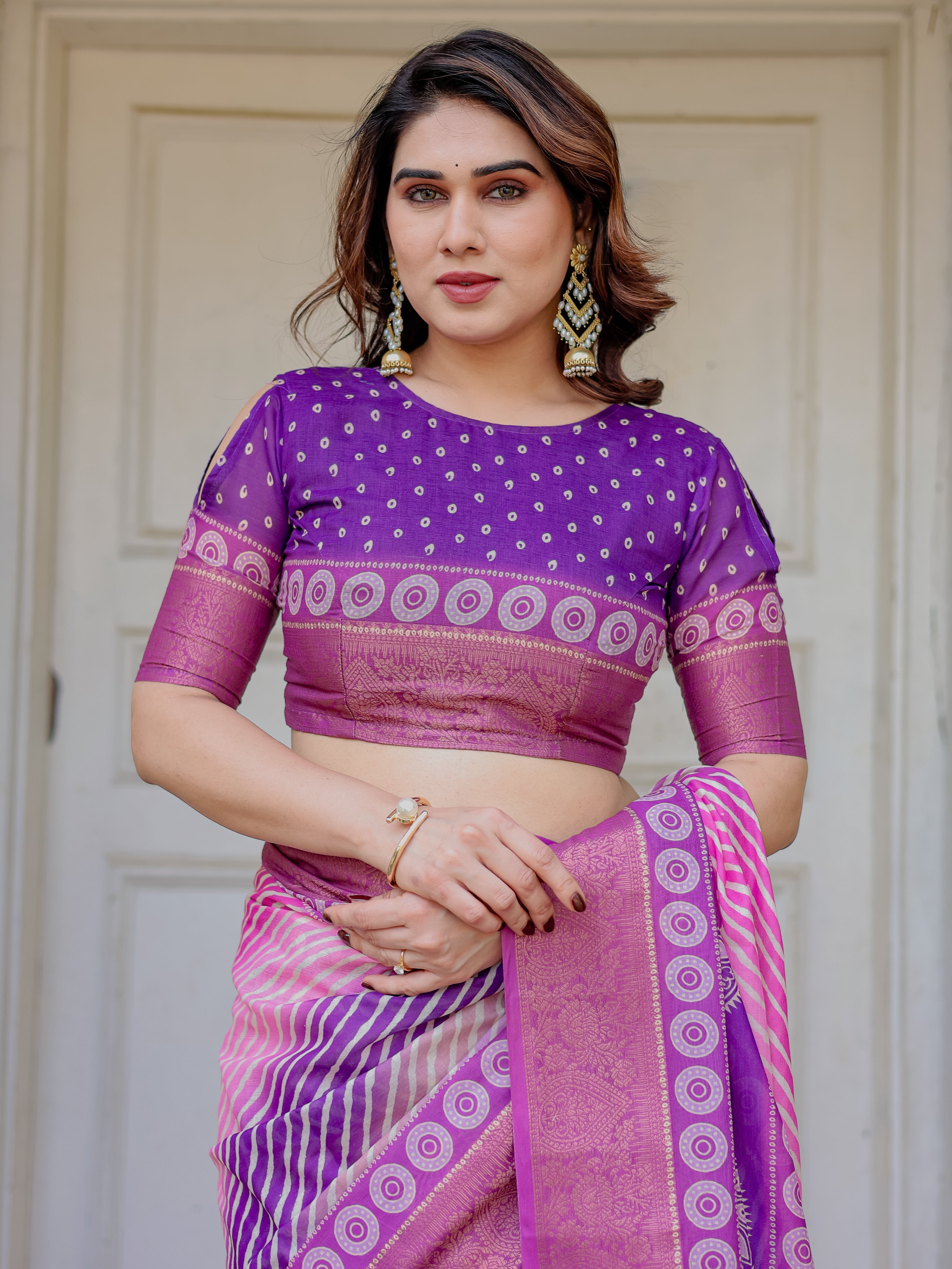 Royal Purple & Rani Pink Dual Tone Silk Saree with Gold Zari Circular Motifs, Striped Pallu & Tassels – Festive Traditional Wear