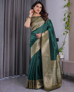 Emerald Green Pure Kanjivaram Silk Saree with Rich Golden Zari Weave & Blouse Piece – 5.5m Saree + 0.8m Blouse