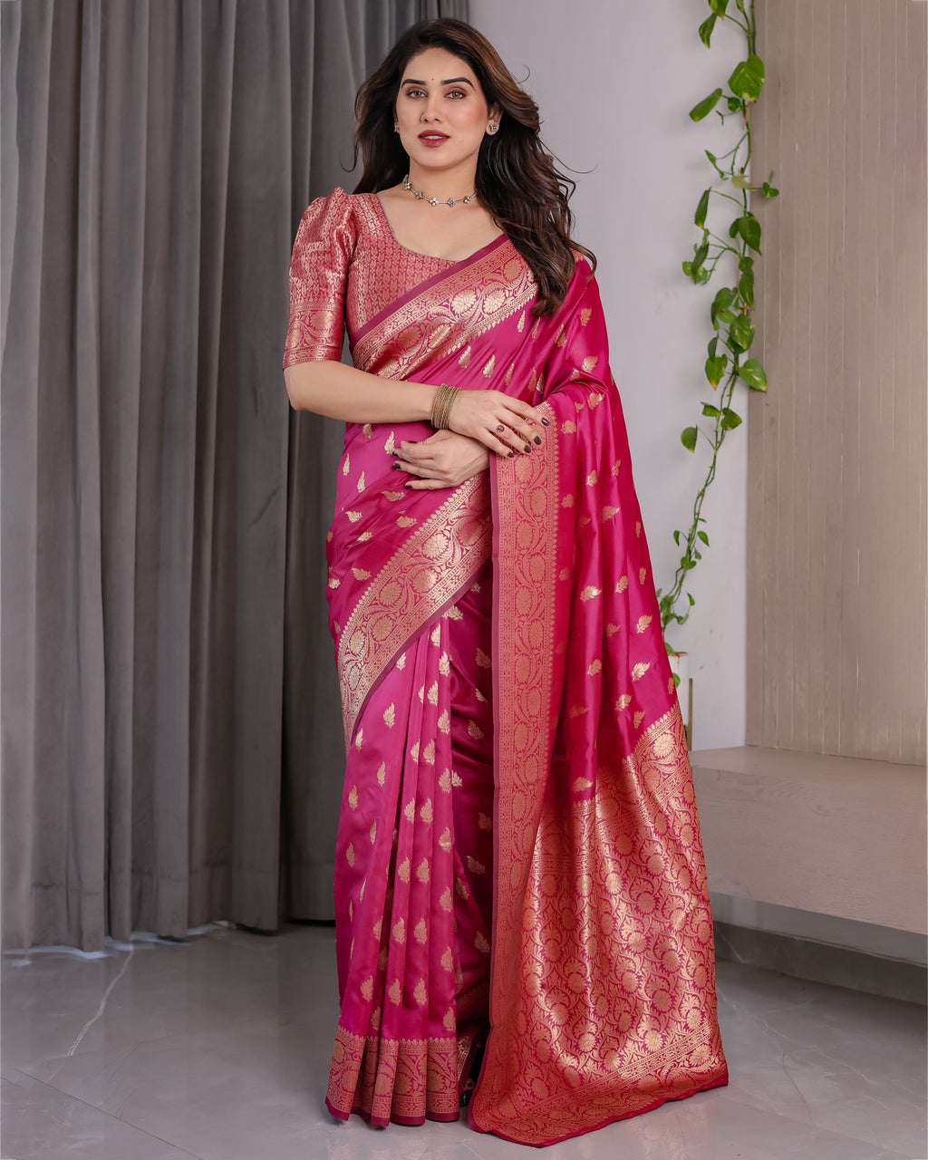 Rani Pink Pure Kanjivaram Silk Saree with Gold Leaf Buttas & Rich Floral Zari Border – 5.5m Saree + 0.8m Blouse Piece