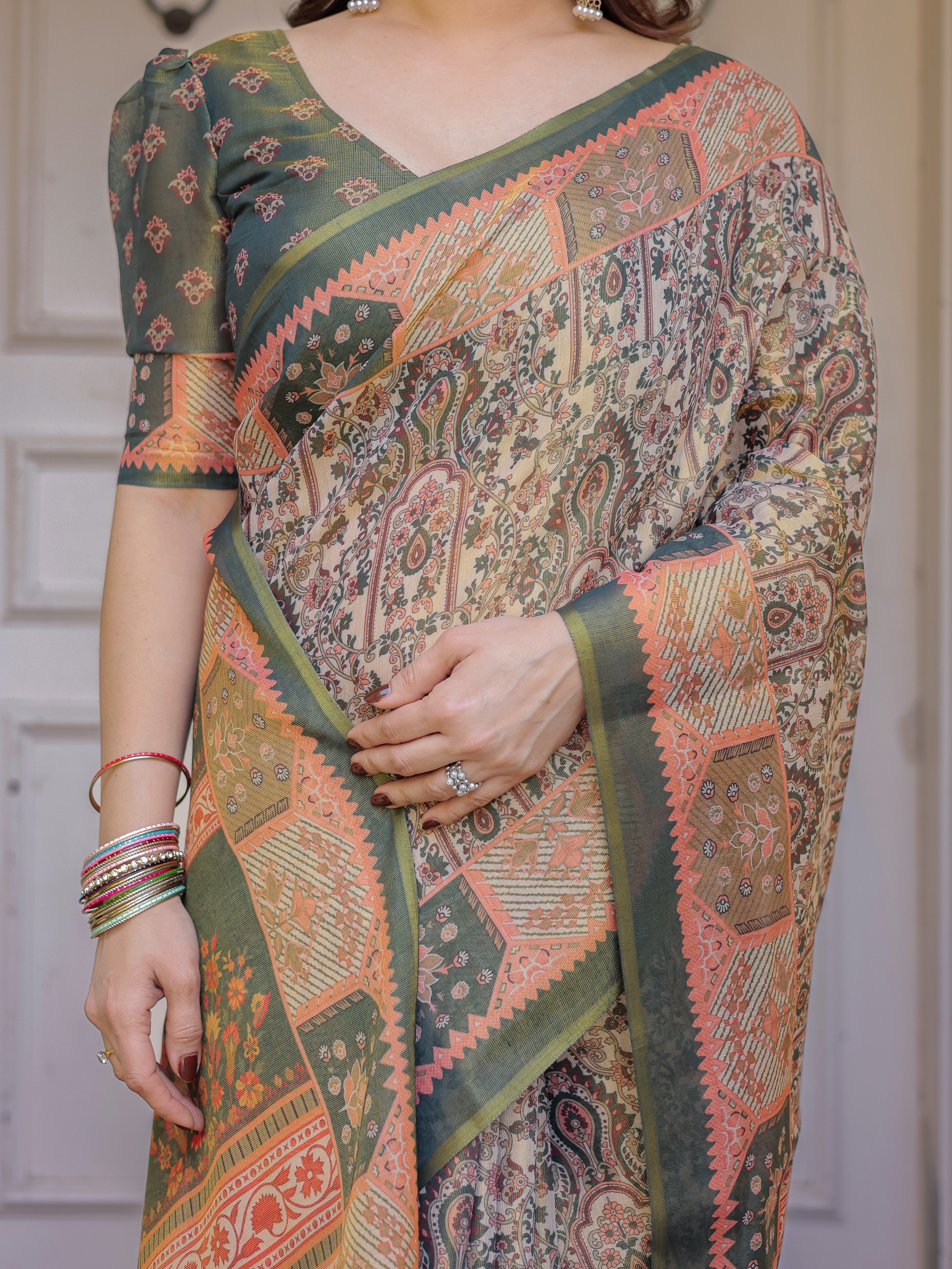 Beige & Olive Green Paisley Panel Printed Handloom Cotton Saree with Heritage Border & Tassels – Traditional Festive Wear