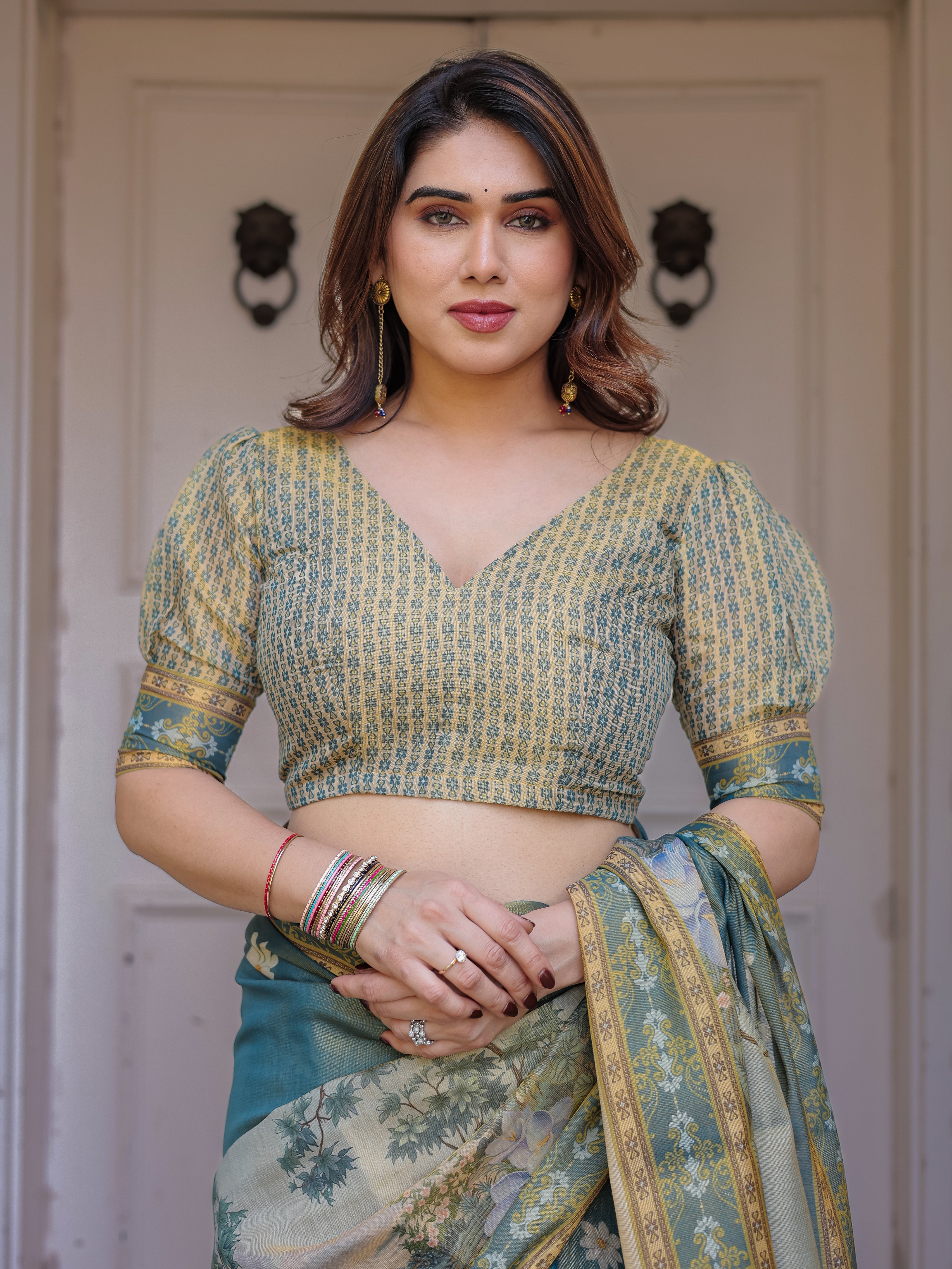 Pastel Sea-Green Scenic Landscape Printed Handloom Cotton Saree with Artistic Pallu & Tassels – Elegant Day Wear