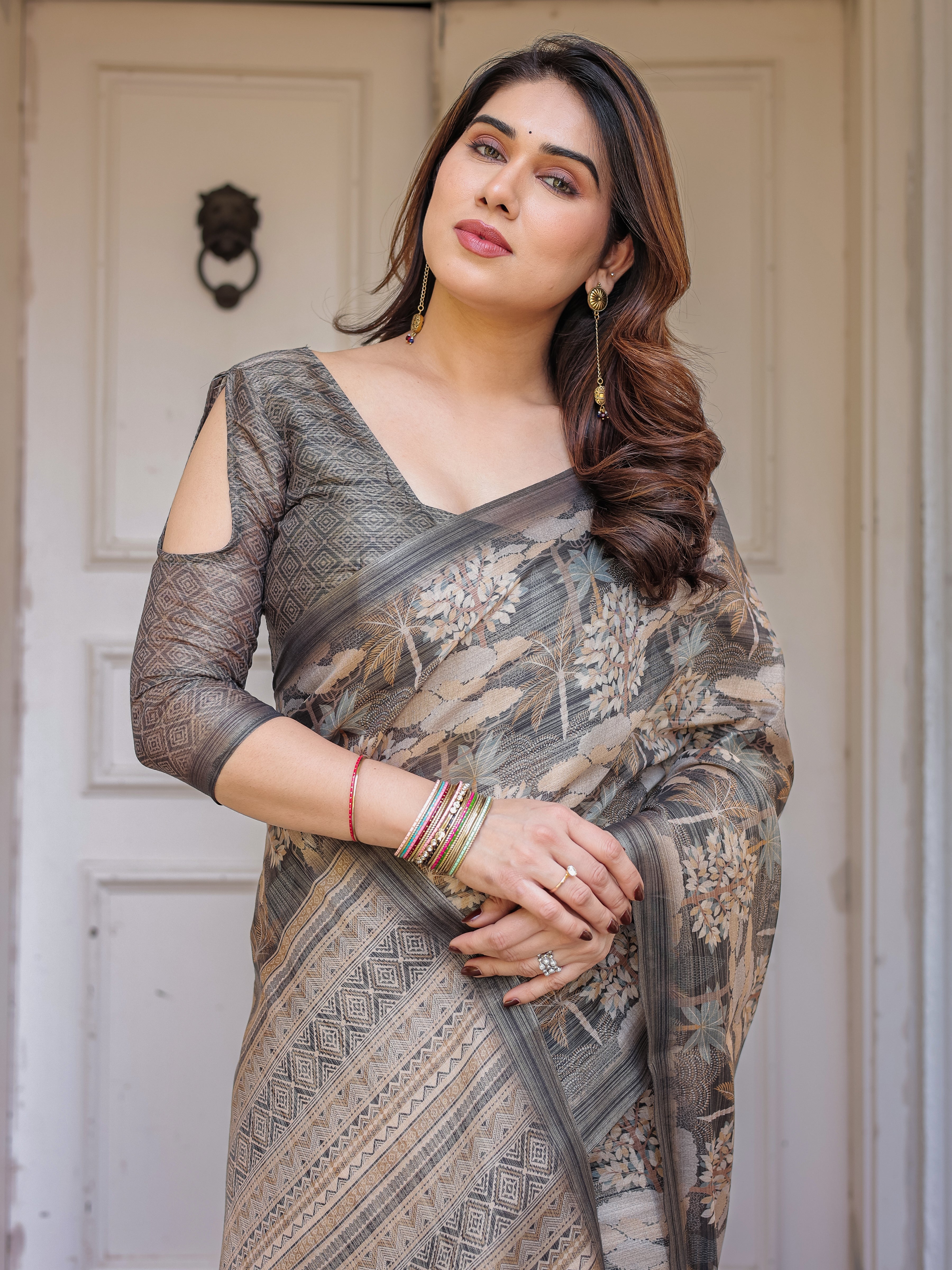 Taupe Grey & Beige Floral Handloom Cotton-Linen Saree with Woven Pallu & Tassels – Classic Ethnic Wear