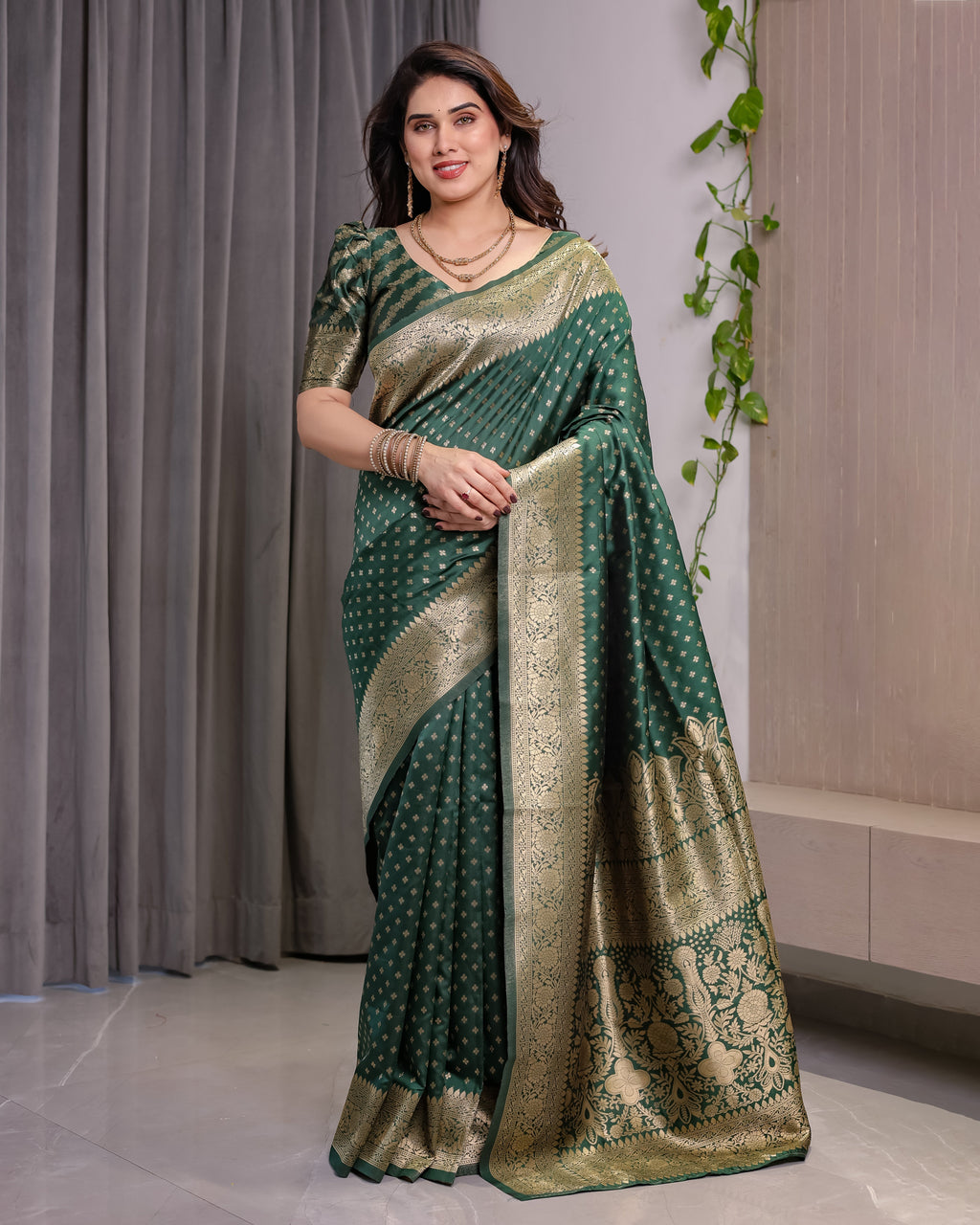 Bottle Green Pure Kanjivaram Silk Saree with Rich Golden Zari Weaving & Traditional Floral Pallu | 5.5m Saree + 0.8m Blouse