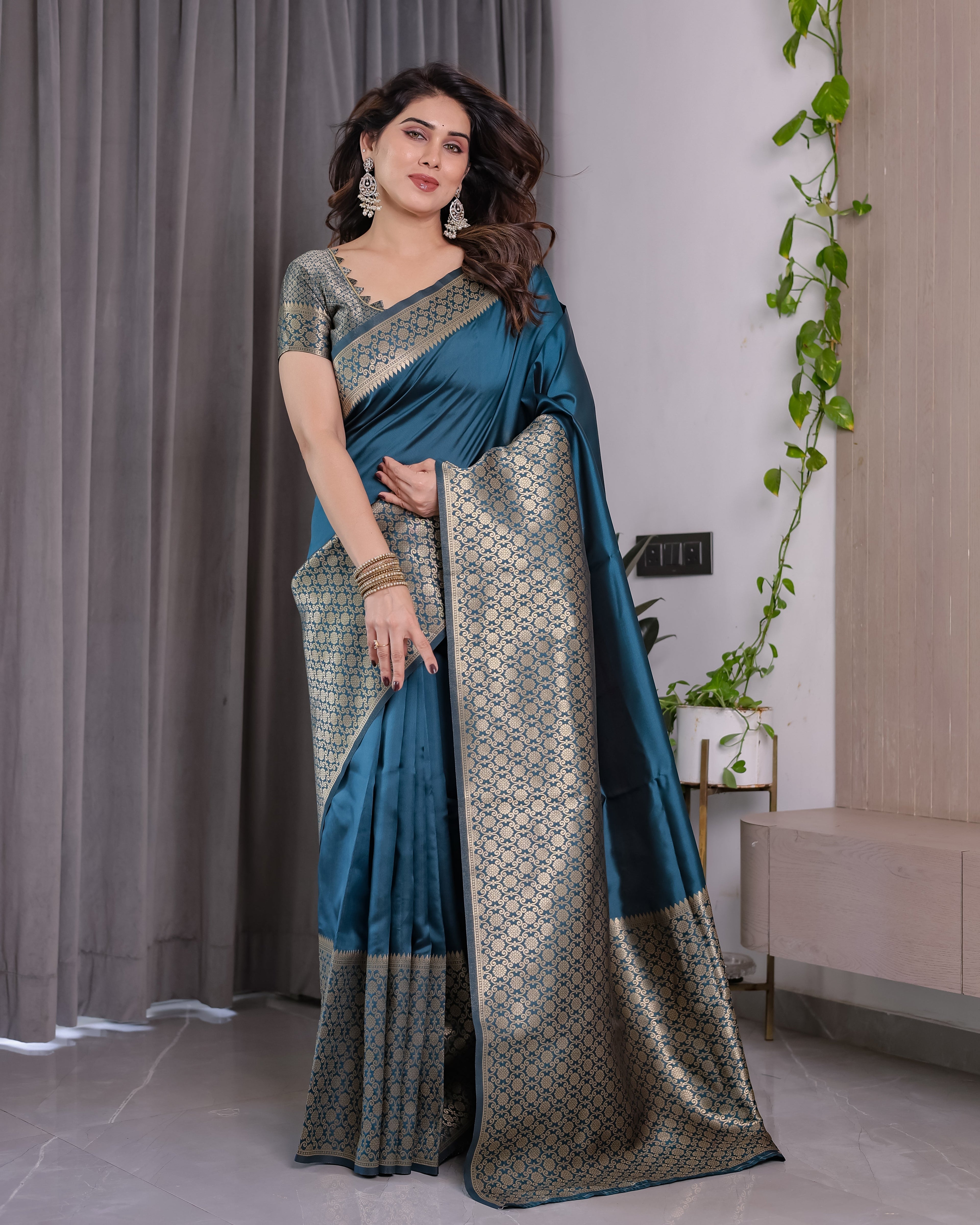Teal Blue Pure Kanjivaram Silk Saree with Gold Woven Jacquard Border & Designer Blouse | 5.5m Saree + 0.8m Blouse Piece